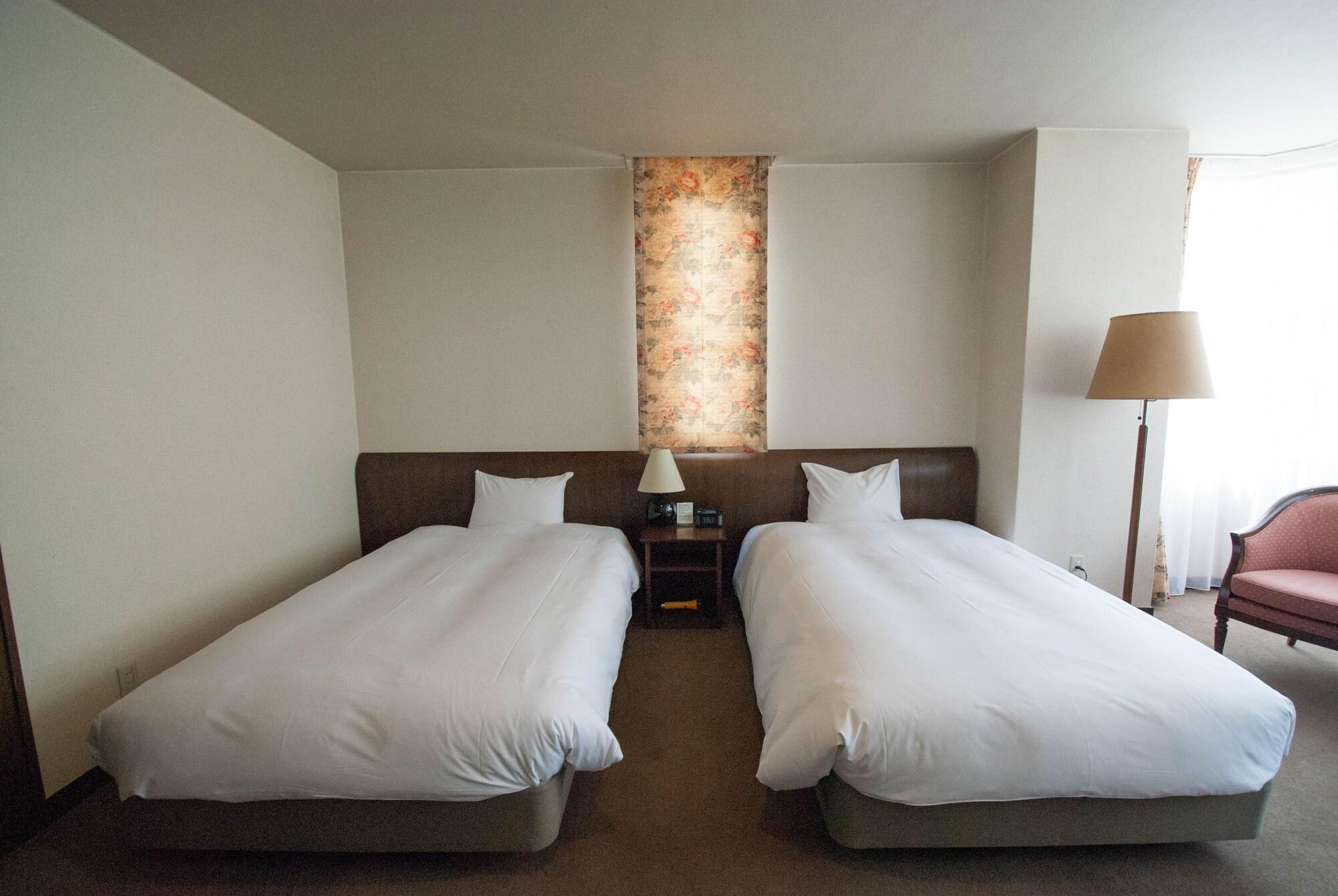 Hakuba Mominoki Hotel Zewnętrze zdjęcie